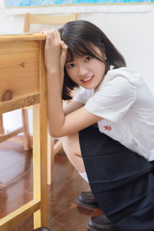 色虐女囚